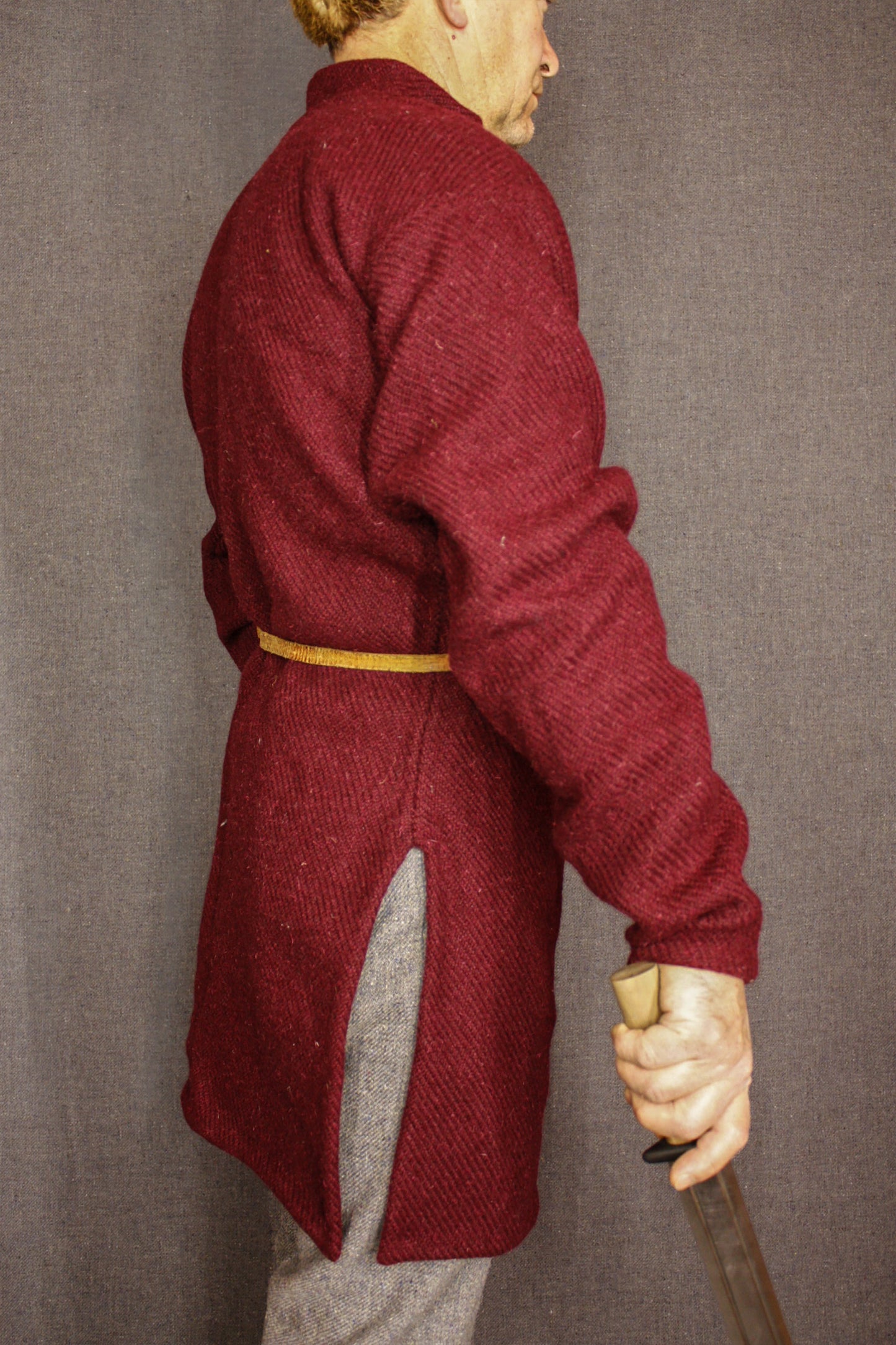 Guddal tunic with a vertical colar