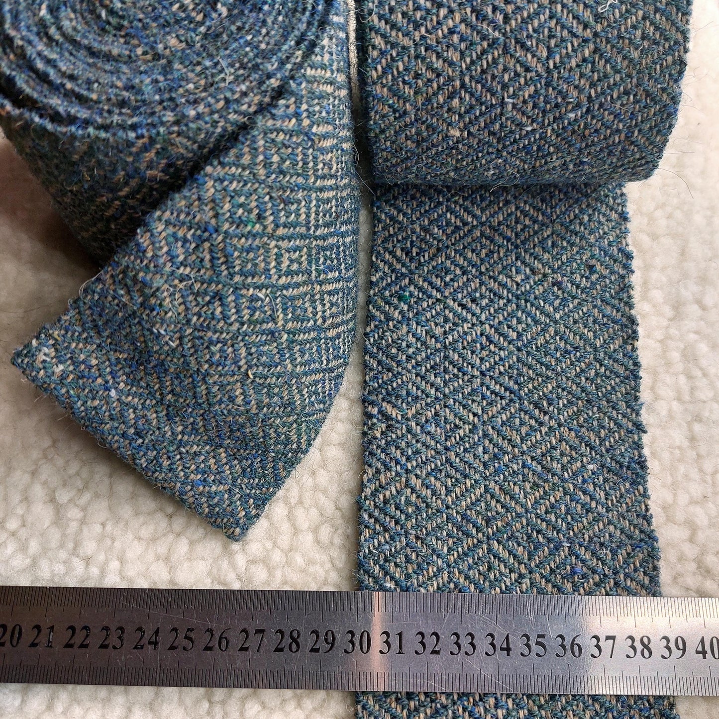 Handwoven Wool Viking Leg Wraps, Historical Wickelbander