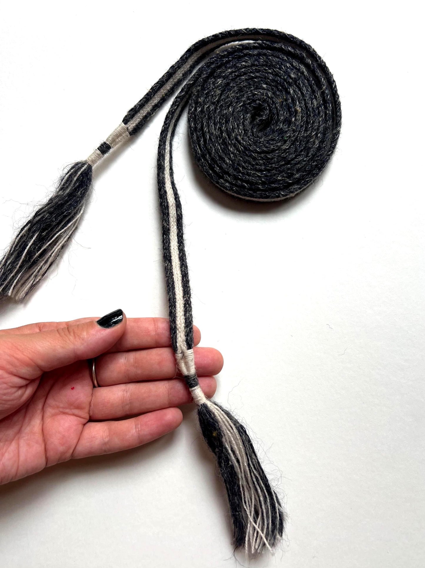 Handwoven Roman Belt: Fine Wool Reenactment Costume Accessory